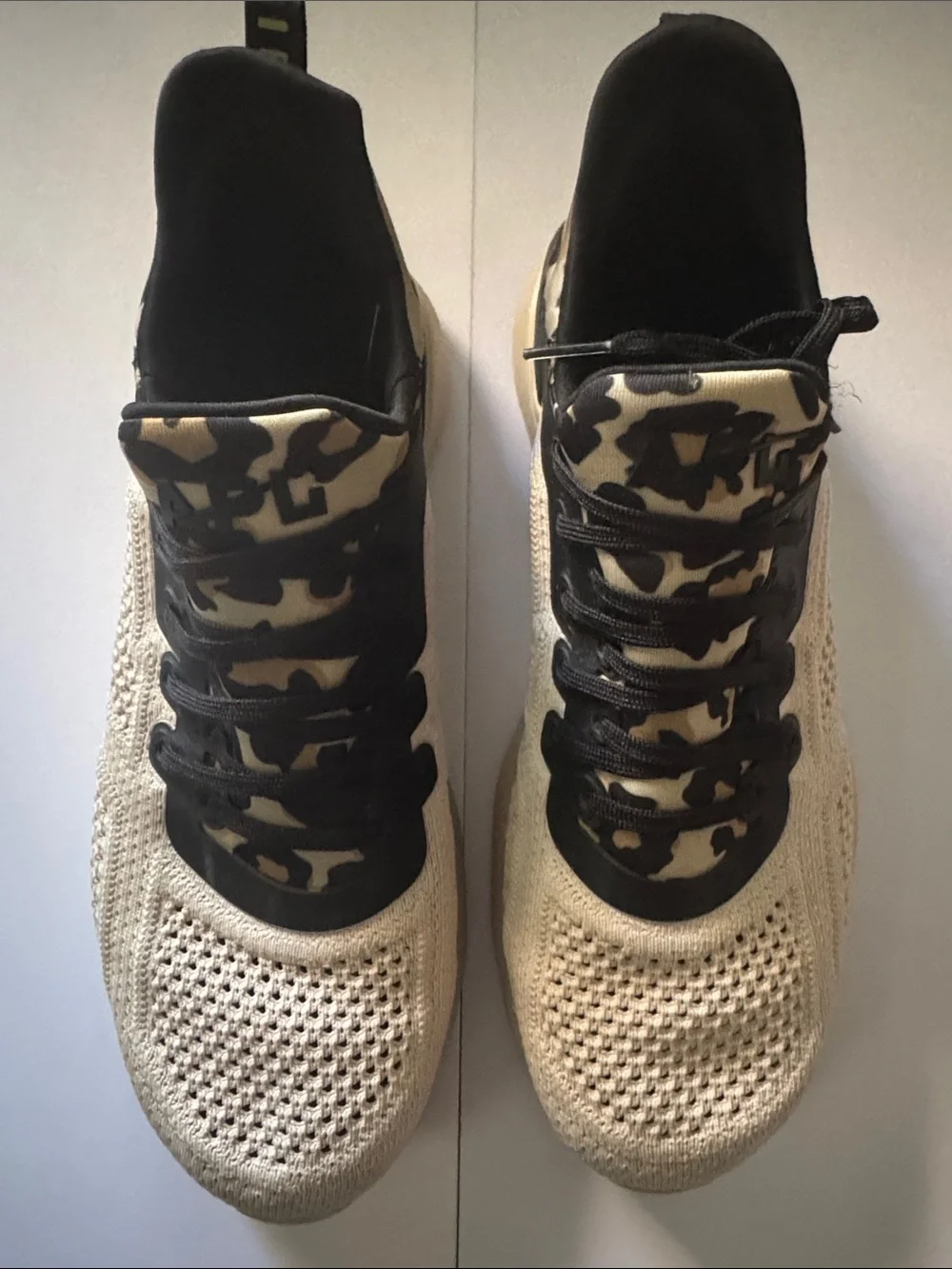 APL Techloom Tracer Sneakers Parchment & Leopard Print Size W 8